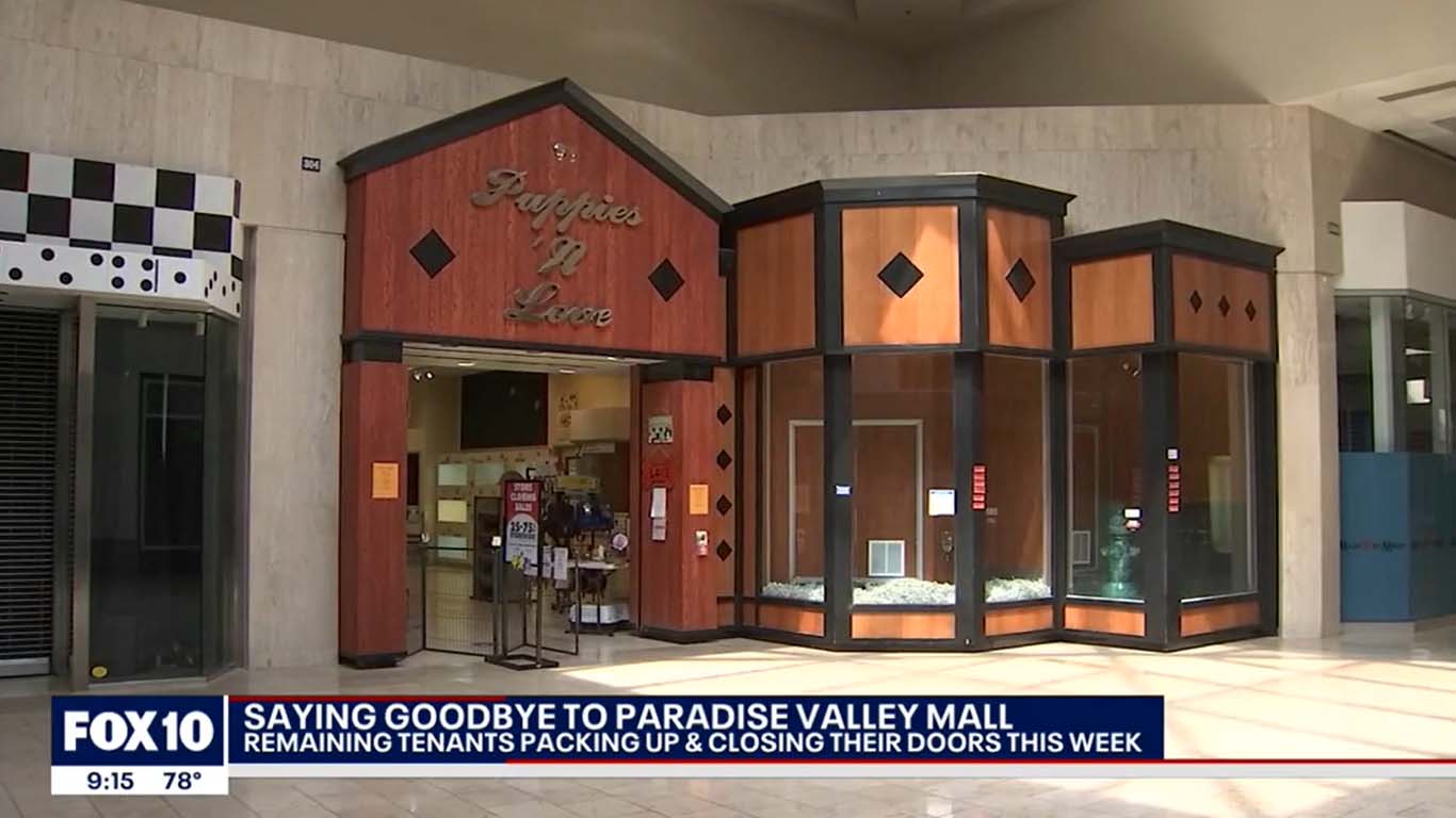 Last call: Most stores shuttered at Paradise Valley Mall ahead of closure, redevelopment Puppies Animal Kingdom Arizona